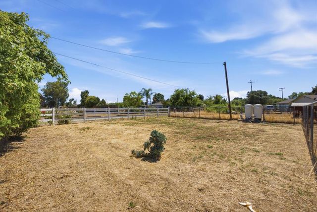 1135 Manning Court, San Martin, CA 95046