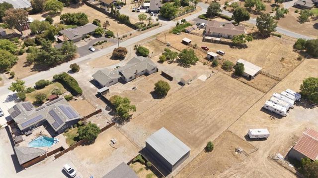 1135 Manning Court, San Martin, CA 95046