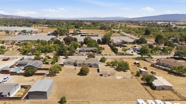 1135 Manning Court, San Martin, CA 95046