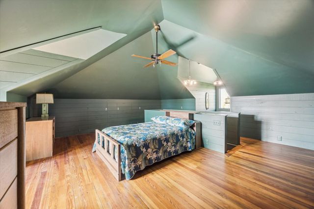 618 Bayridge Road, La Porte, TX 77571