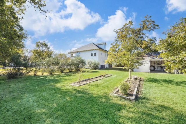 618 Bayridge Road, La Porte, TX 77571