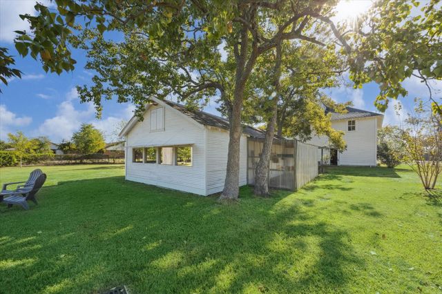 618 Bayridge Road, La Porte, TX 77571