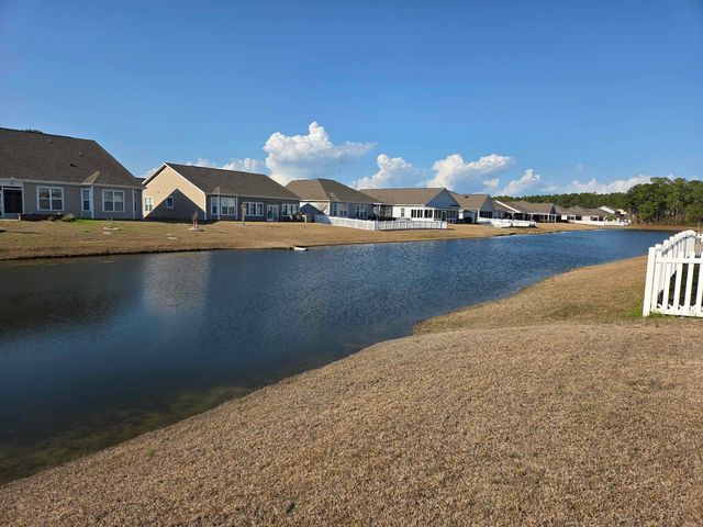 901 Sewing Bee Pl., Little River, SC 29566