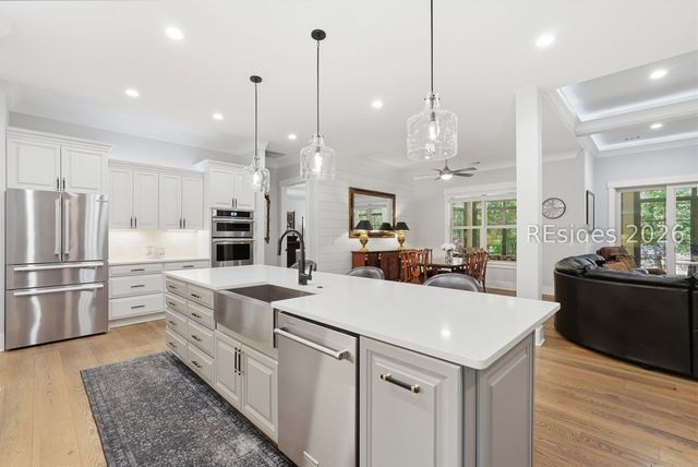 11 Jingle Shell Ln, Hilton Head Island, SC 29926