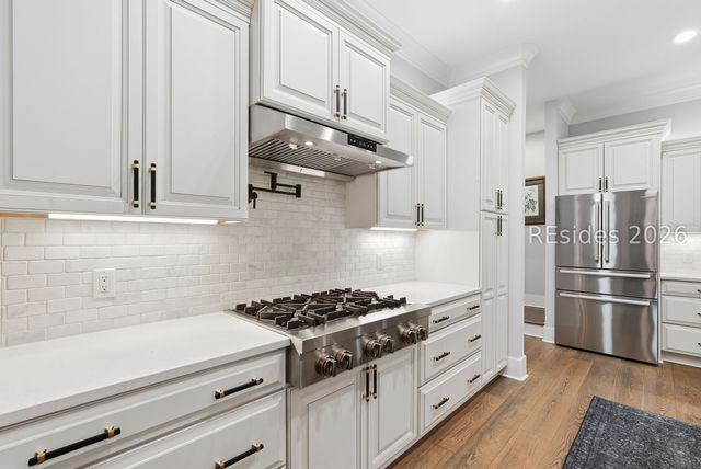 11 Jingle Shell Ln, Hilton Head Island, SC 29926