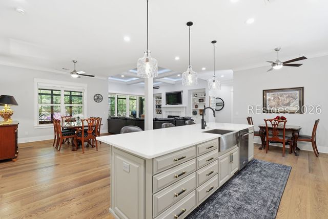 11 Jingle Shell Ln, Hilton Head Island, SC 29926