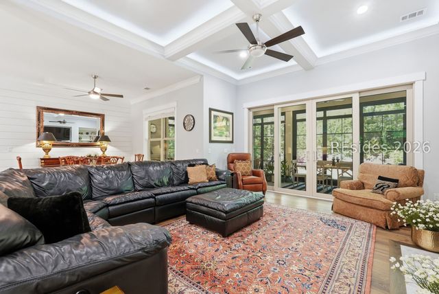 11 Jingle Shell Ln, Hilton Head Island, SC 29926