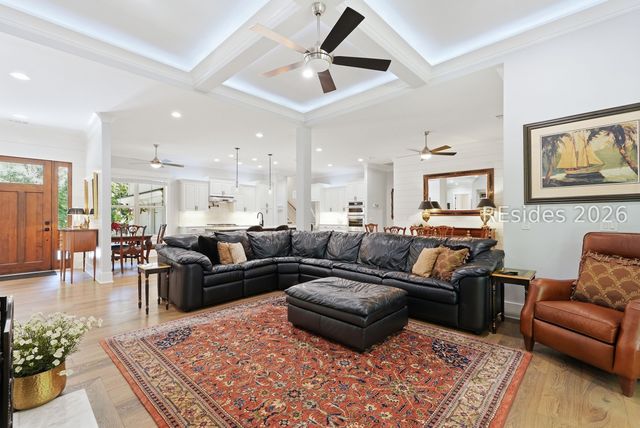 11 Jingle Shell Ln, Hilton Head Island, SC 29926