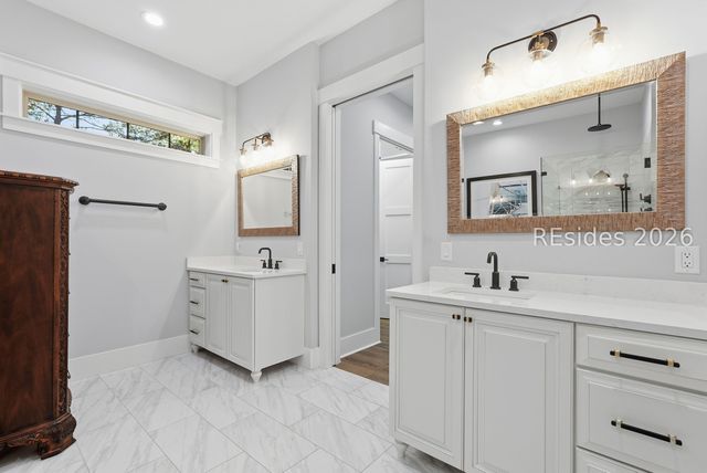 11 Jingle Shell Ln, Hilton Head Island, SC 29926