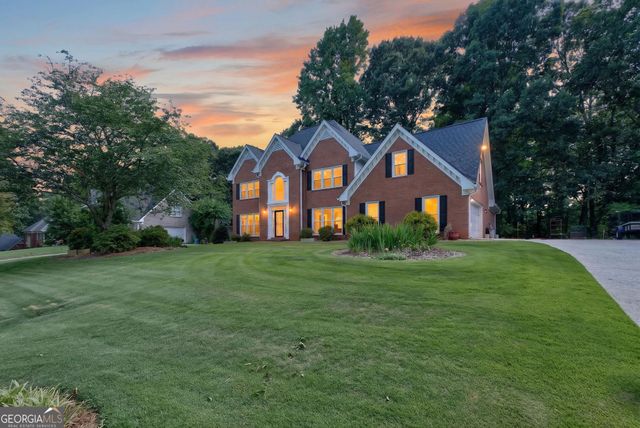 1235 Buice Drive SW, Lilburn, GA 30047