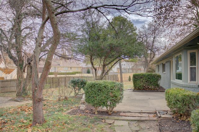 6946 E 20th Place, Tulsa, OK 74114