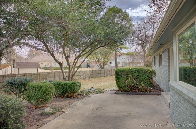 6946 E 20th Place, Tulsa, OK 74114