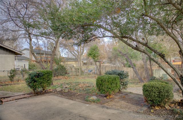 6946 E 20th Place, Tulsa, OK 74114