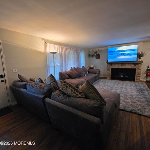 1018 Yellowbank Road, Toms River, NJ 08753