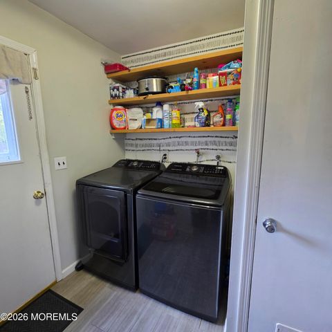 1018 Yellowbank Road, Toms River, NJ 08753