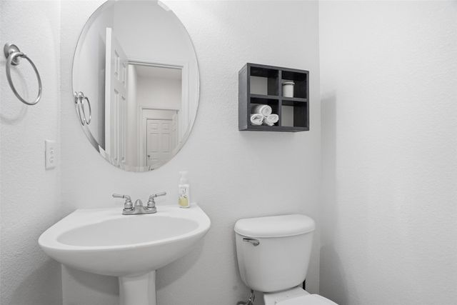 508 Lakeview Circle, Burleson, TX 76028