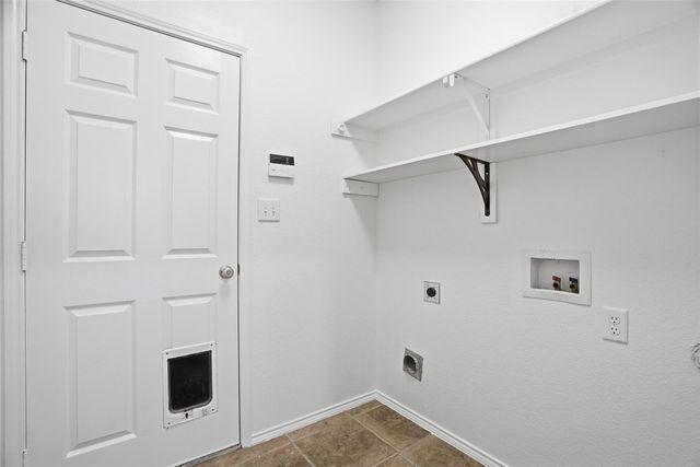 508 Lakeview Circle, Burleson, TX 76028