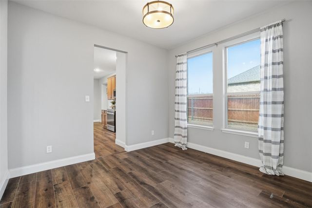 508 Lakeview Circle, Burleson, TX 76028