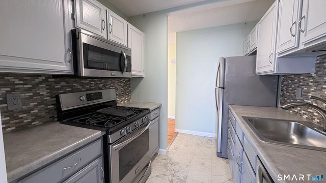 26 Julia Court 26, East Windsor, CT 06016