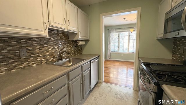 26 Julia Court 26, East Windsor, CT 06016