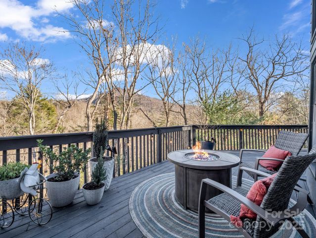 158 Rock Spring Lane, Lake Lure, NC 28746