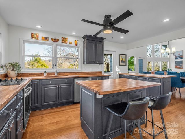 158 Rock Spring Lane, Lake Lure, NC 28746