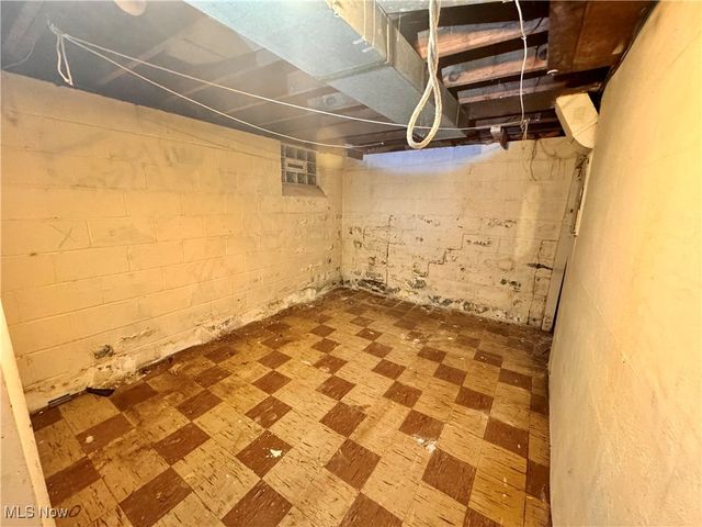 4770 Burleigh Road, Garfield Heights, OH 44125