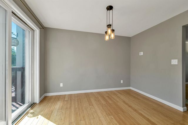 94 Beech Hill Ave Unit 5, Manchester, NH 03103