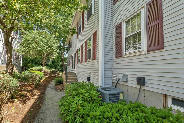 94 Beech Hill Ave Unit 5, Manchester, NH 03103