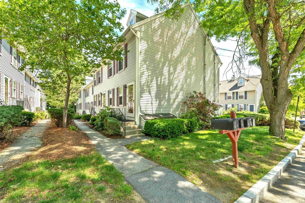 94 Beech Hill Ave Unit 5, Manchester, NH 03103