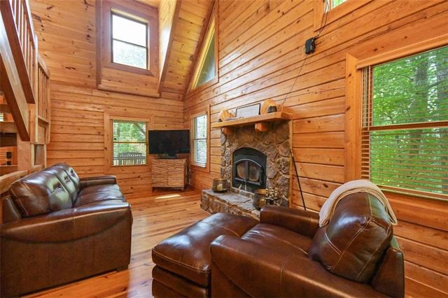 250 Meadow Lane, Talking Rock, GA 30175