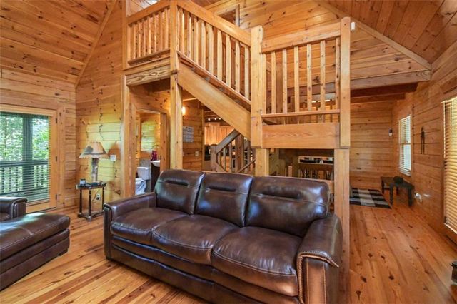 250 Meadow Lane, Talking Rock, GA 30175