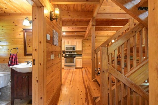 250 Meadow Lane, Talking Rock, GA 30175