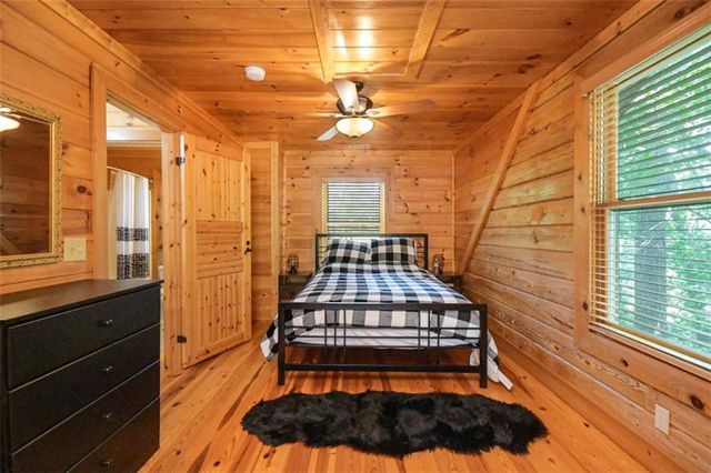 250 Meadow Lane, Talking Rock, GA 30175