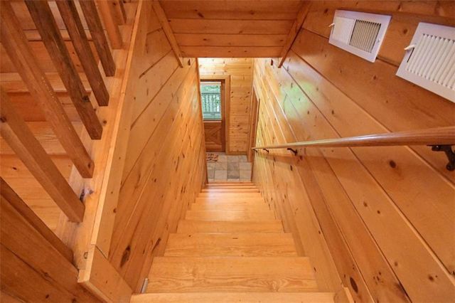 250 Meadow Lane, Talking Rock, GA 30175