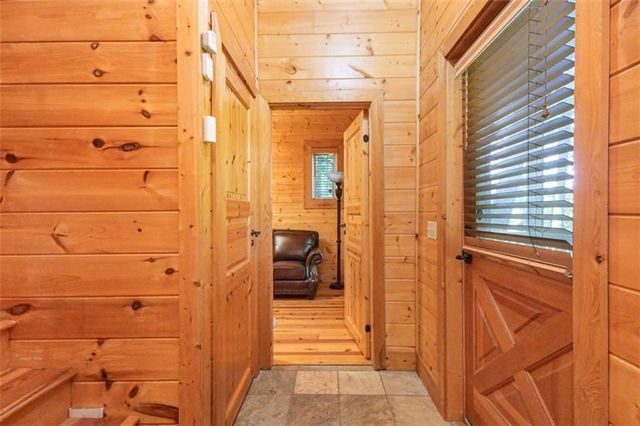 250 Meadow Lane, Talking Rock, GA 30175