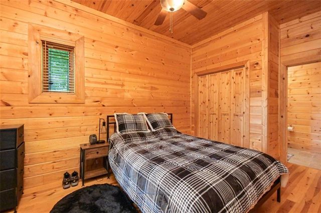 250 Meadow Lane, Talking Rock, GA 30175