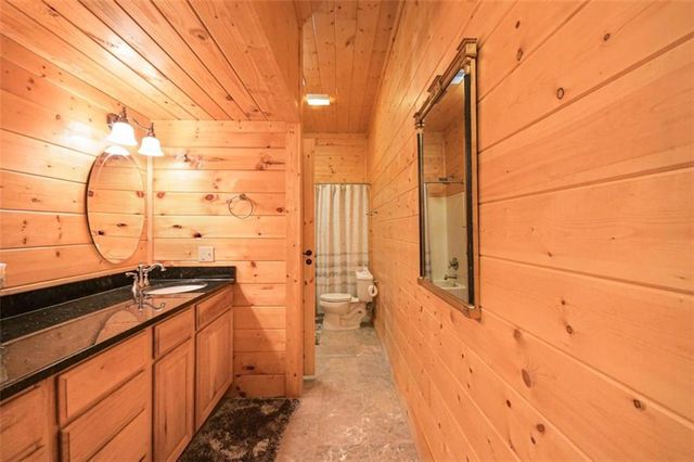 250 Meadow Lane, Talking Rock, GA 30175