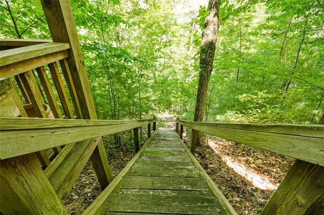 250 Meadow Lane, Talking Rock, GA 30175