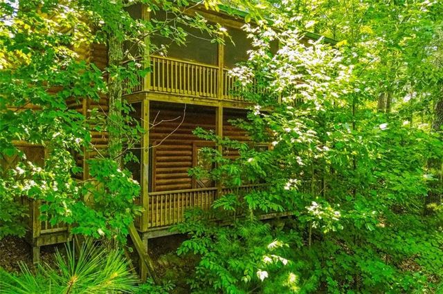 250 Meadow Lane, Talking Rock, GA 30175