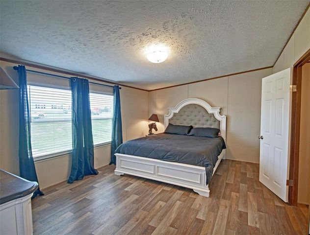 690 Casen ST, Dale, TX 78616