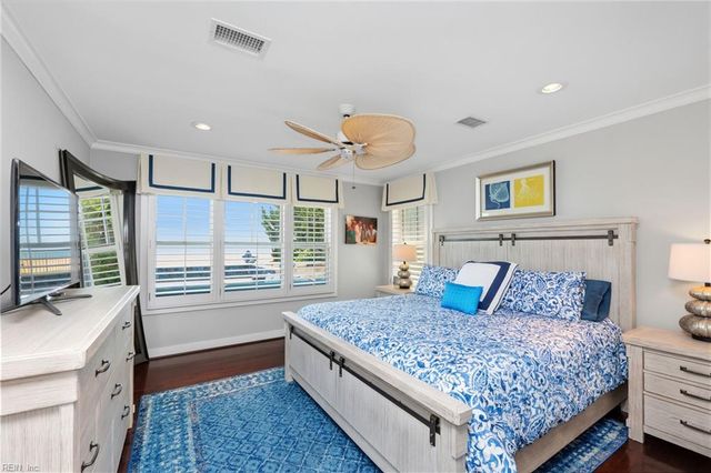 5512 Ocean Front AVE, Virginia Beach, VA 23451