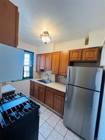 1595 Unionport Road 11A, Bronx, NY 10462