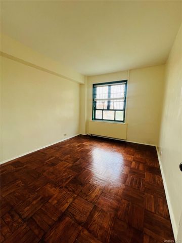 1595 Unionport Road 11A, Bronx, NY 10462