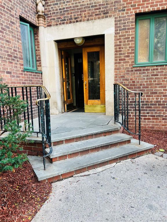 1595 Unionport Road 11A, Bronx, NY 10462 — photo 2