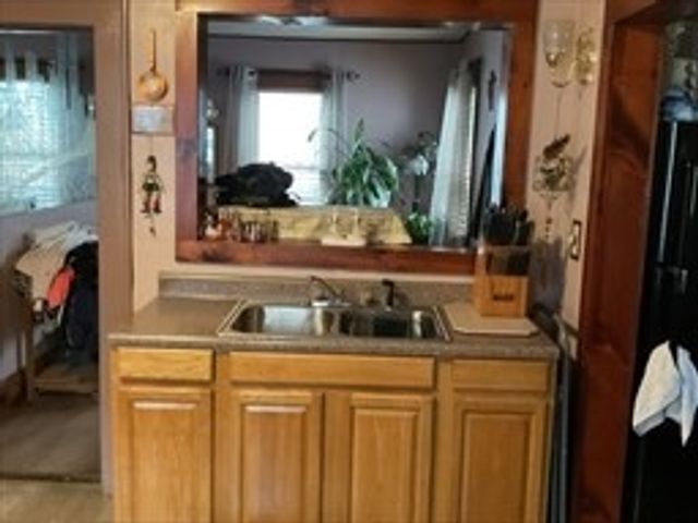 9 Montgomery Street, Westfield, MA 01085