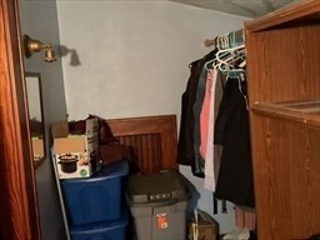 9 Montgomery Street, Westfield, MA 01085