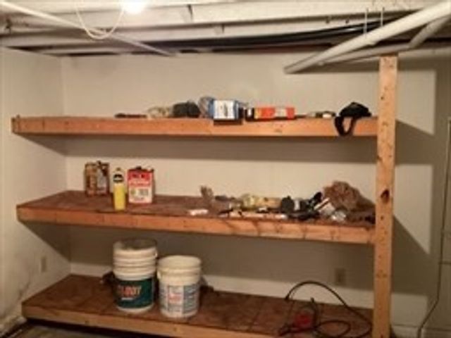 9 Montgomery Street, Westfield, MA 01085