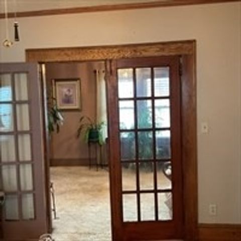 9 Montgomery Street, Westfield, MA 01085