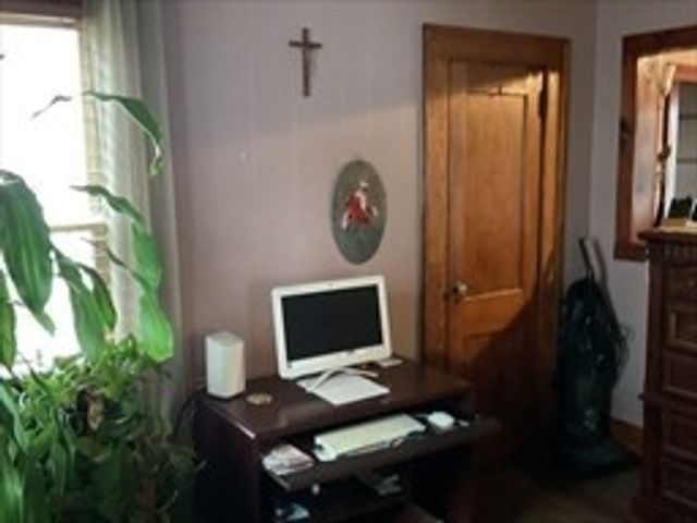 9 Montgomery Street, Westfield, MA 01085